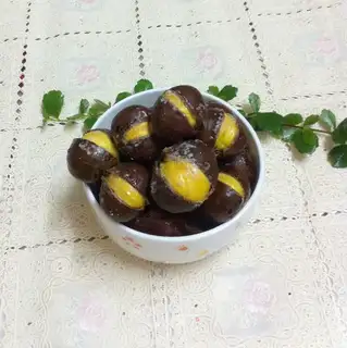 Sugar roasted chestnuts