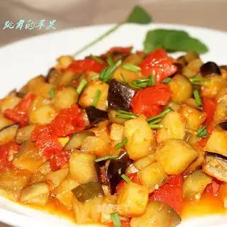 Tomato fried eggplant