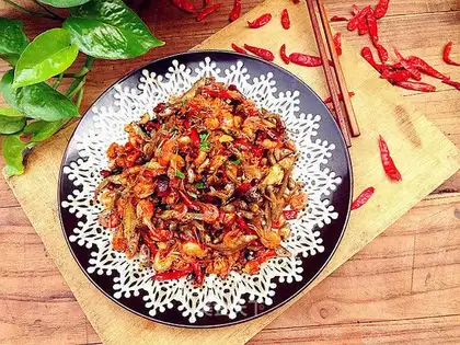 Dry spicy fish
