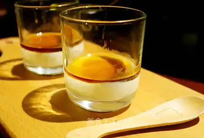 Japanese hot spring eggs
