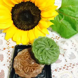 Ice mooncake