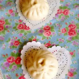 Frozen meat buns