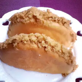 Meat pine cake