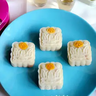 Pumpkin cinnamon ice cake