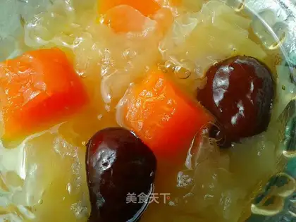 The papaya silver spoon