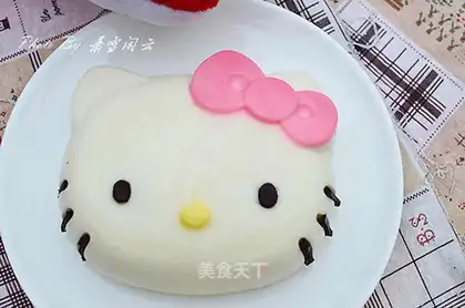 Yogurt mousse cake