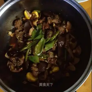 Dry pot, mushroom chicken
