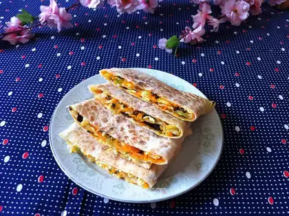 Carrots and eggcakes