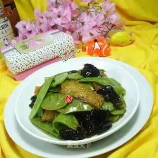 Blackwood with lentils