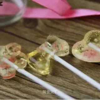 Crystal cherry lollipop
