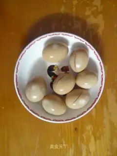 Pickled eggs