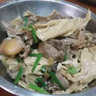 Roasted mushroom duck