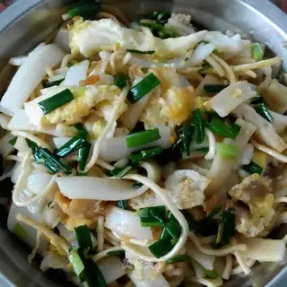 Onion oil fried noodles