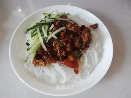 cucumber egg sauce and rice powder