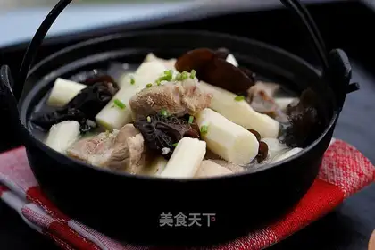 Mock and bone soup