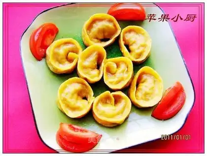Golden Yuanbao steamed dumplings