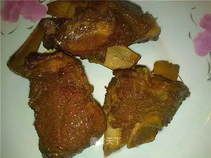 braised pork ribs