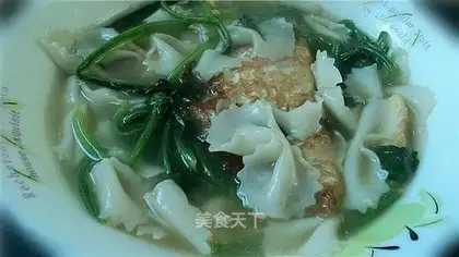 Spinach egg butterfly noodles