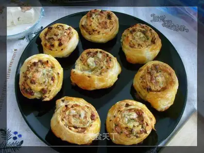 ham and cheese snail roll