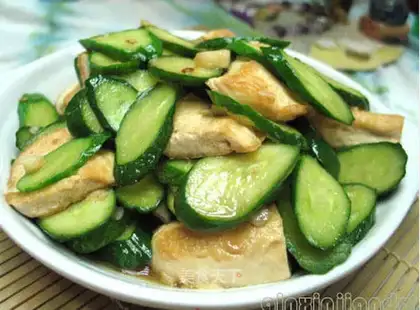 stir-fried bean cake with cucumber