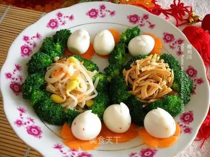 Shredded chicken in red oil