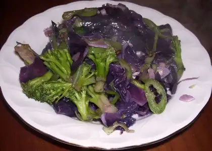 Fried purple cabbage