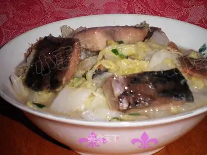 stir-fried cabbage with cured fish