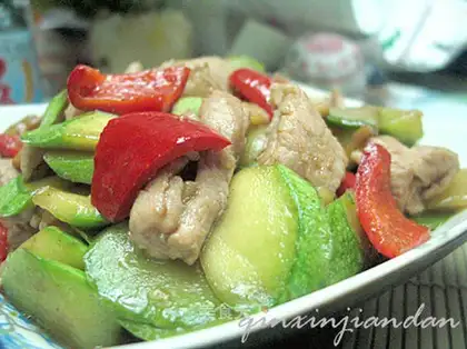 Fried pork slab root with Yunnan melon