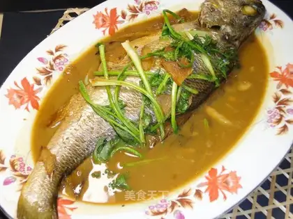 Stewed yellow croaker