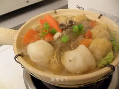 Casserole bowl stew