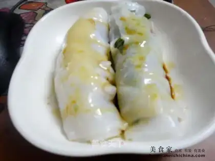 Beef rice rolls