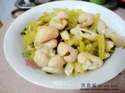 stir-fried pork sausage with pickled cabbage