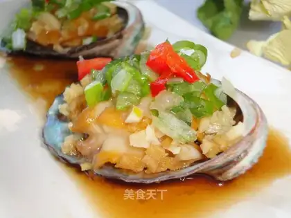 Abalone in onion oil