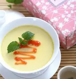 Stewed egg with caramel milk