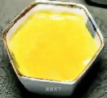Stewed egg with pumpkin minced