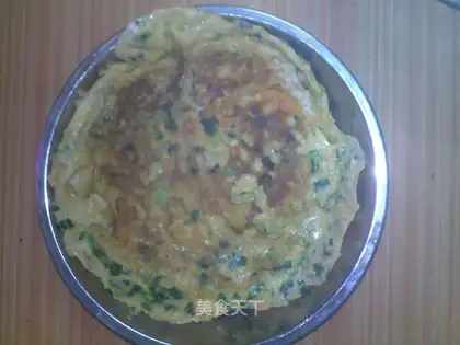 Fried eggs with leek