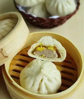 Salted egg yellow buns