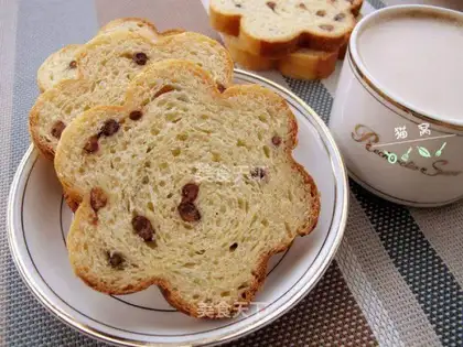 Bean plum toast