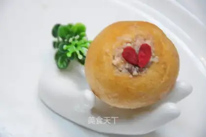 Pork-faced meatballs