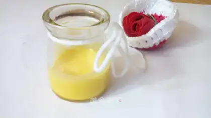 Homemade yolk salad sauce