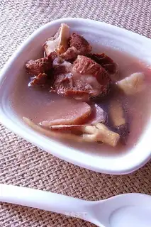 Pork bone soup