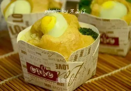 Two flowers, salt cake