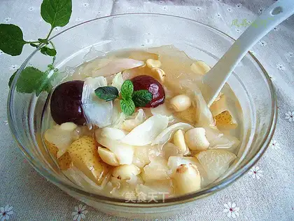 Lily's Silver Ears and Ace Pear soup