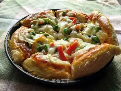 Black pepper beef pizza