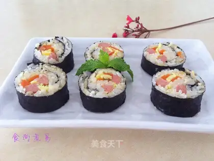 Simple sushi rolls