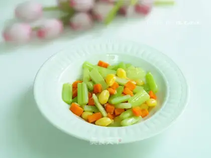 Pygmy celery makes carrots