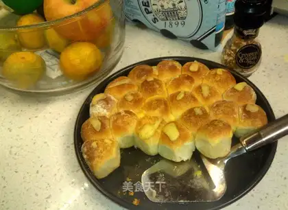 Slurp monkey bread