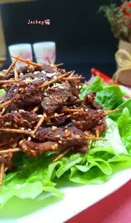 Toothpick beef
