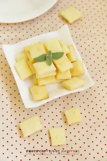 Milk crumbs