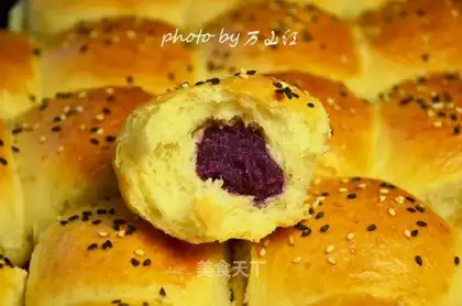 Potato-tree-painted snack
